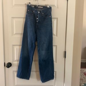 levi’s rib cage straight